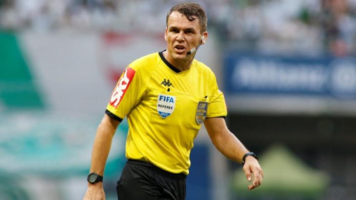 Paulo Cesar Zanovelli da Silva, referee
